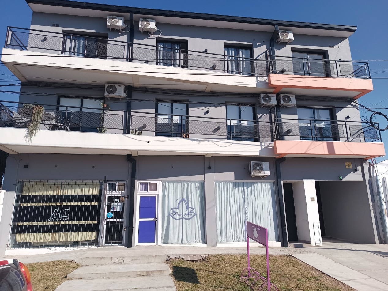 Alquiler Local comercial Bv. Daneri.