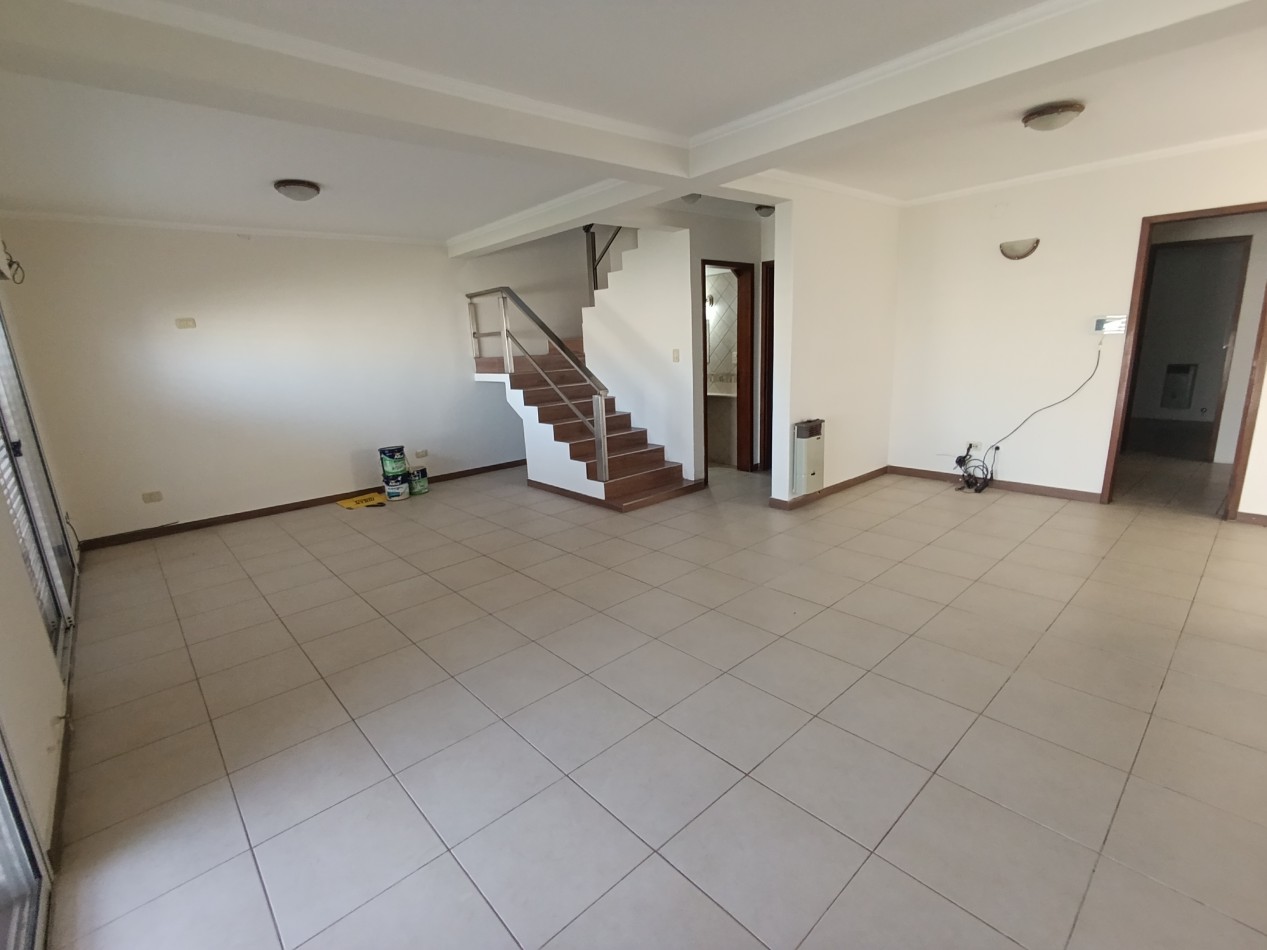 Alquiler casa 3 habitaciones
