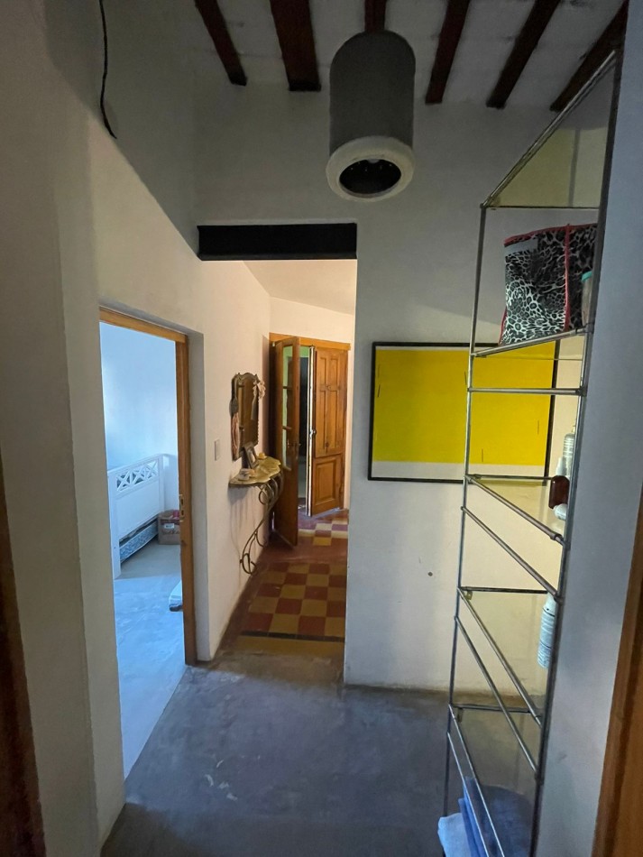 Venta casa 3 hab. Patio. Garage.