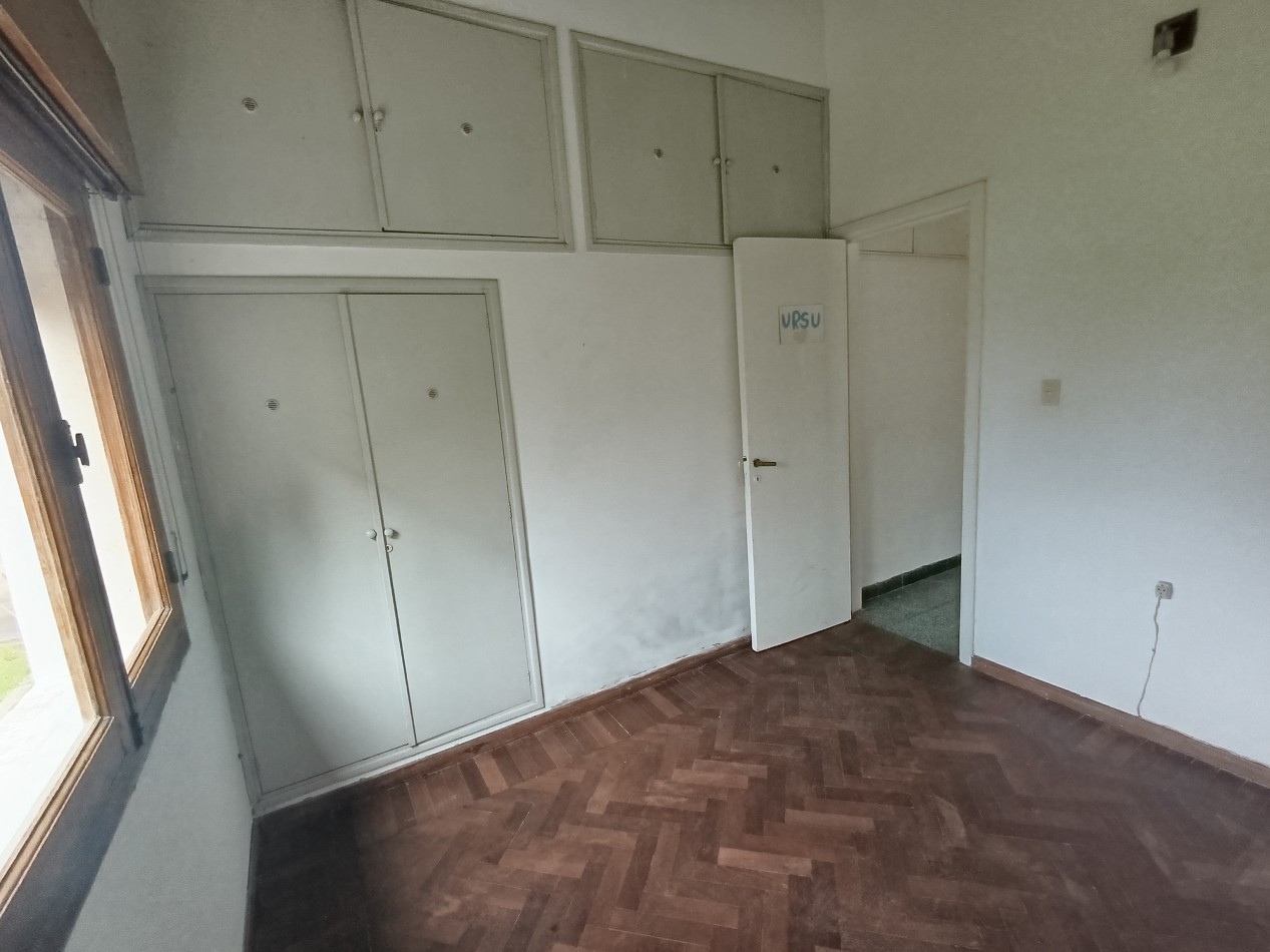 Venta chalet 3 hab. Ingreso a la ciudad