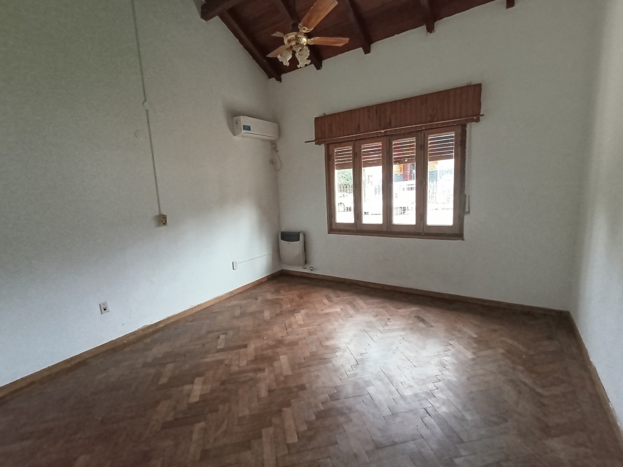 Venta chalet 3 hab. Ingreso a la ciudad