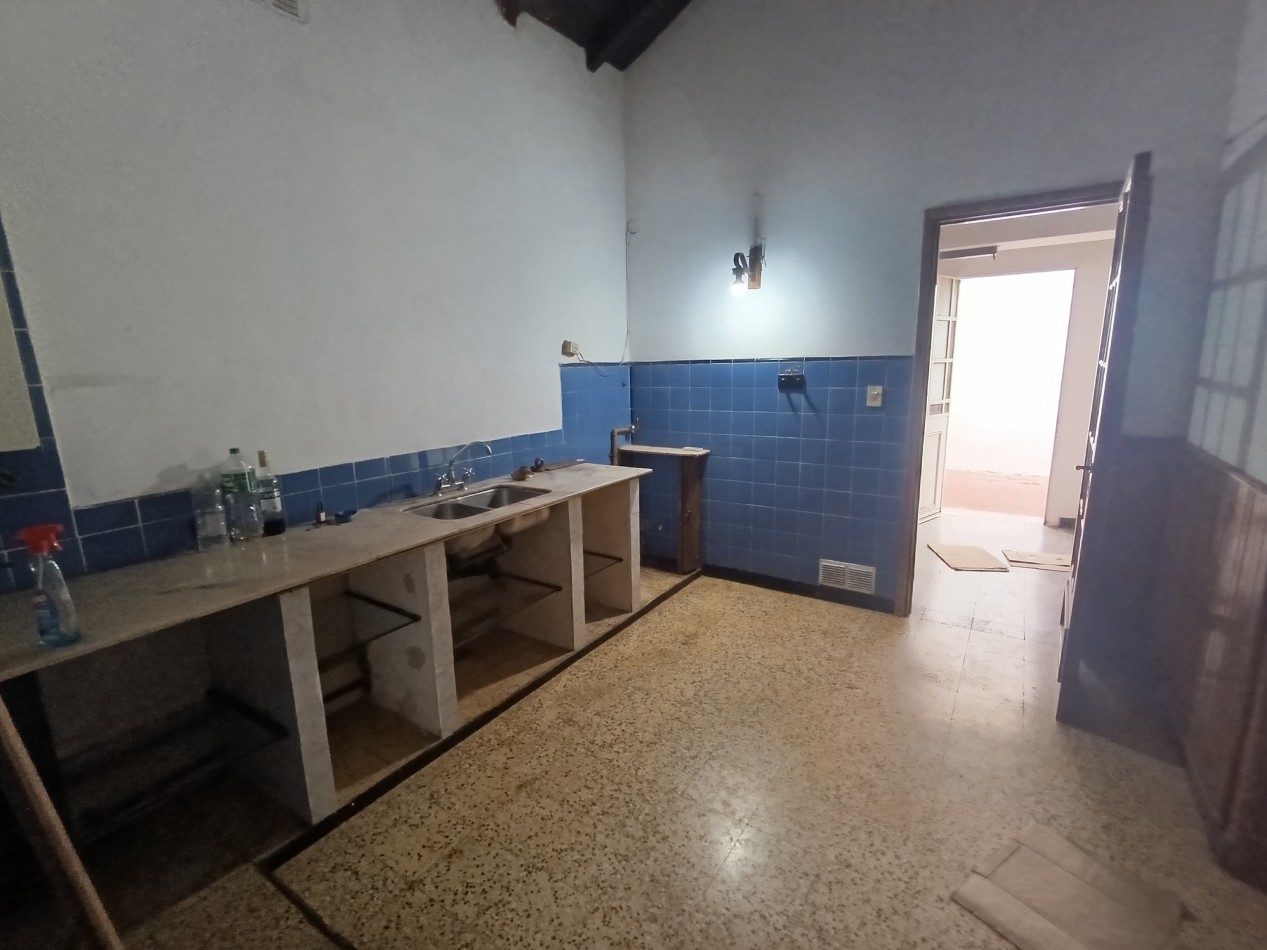 Venta chalet 3 hab. Ingreso a la ciudad