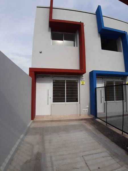 Venta duplex zona Obras Sanitarias