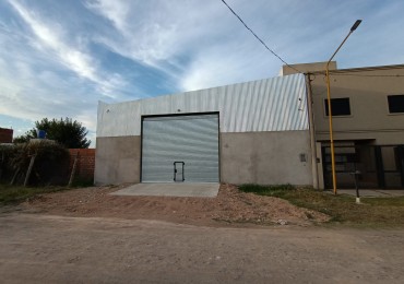 Alquiler galpon 180 M2.