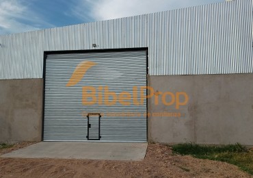 Alquiler galpon 180 M2.